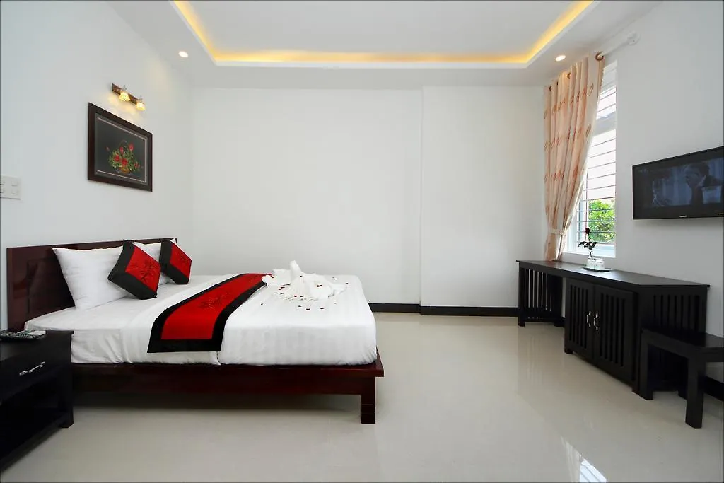 Flame Flowers Homestay Hội An