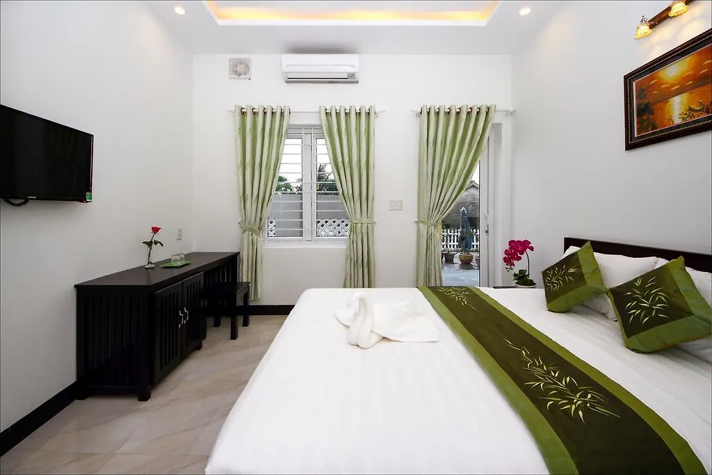 Flame Flowers Homestay Hội An Vietnam