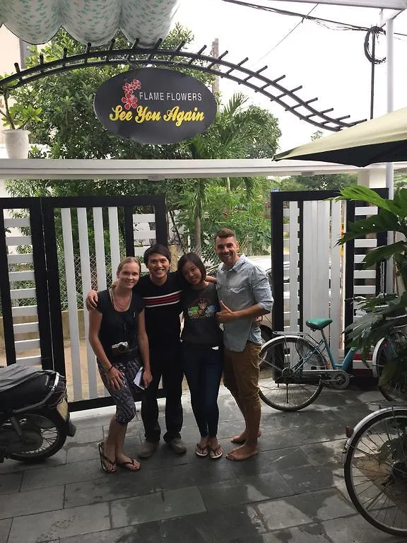 Flame Flowers Homestay Hội An